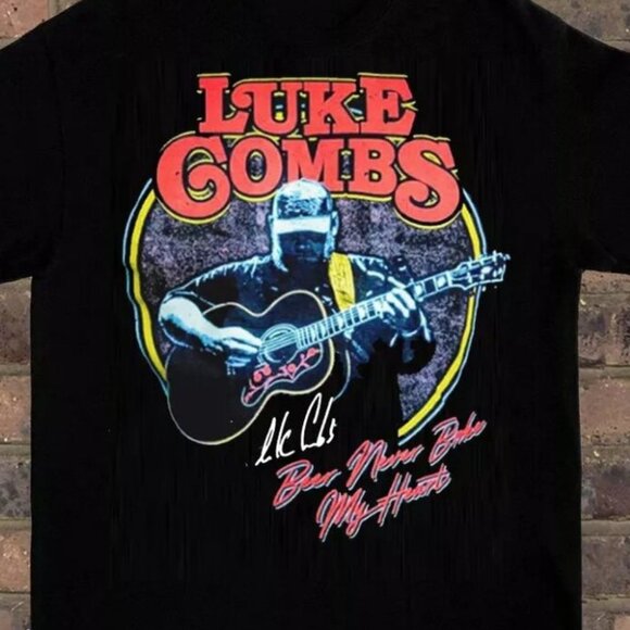 Luke Combs Signature Trending Short Sleeve Music Fan T-Shirt 170 - Picture 2 of 5